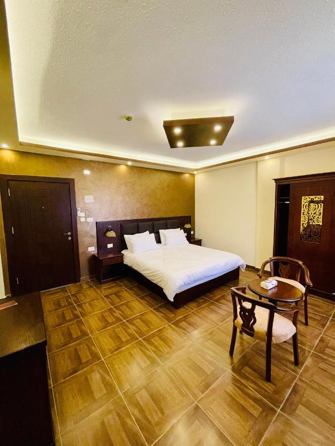 Bed and Breakfast Esperanza Petra Wadi Musa Exterior foto
